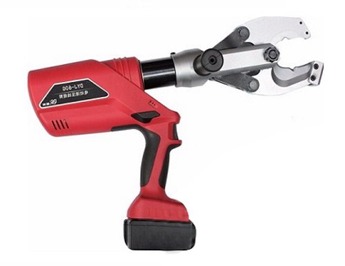 電動電纜剪上的剪切按鈕